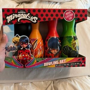 Miraculous Ladybug Bowling Set in window box